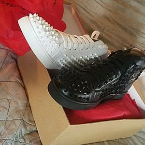 Christian Louboutin red bottoms size 43